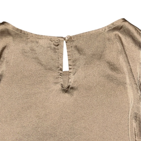 Pleione silk top size M - Picture 2 of 4